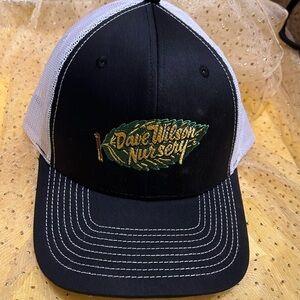 New trucker hats black and white adjustable band